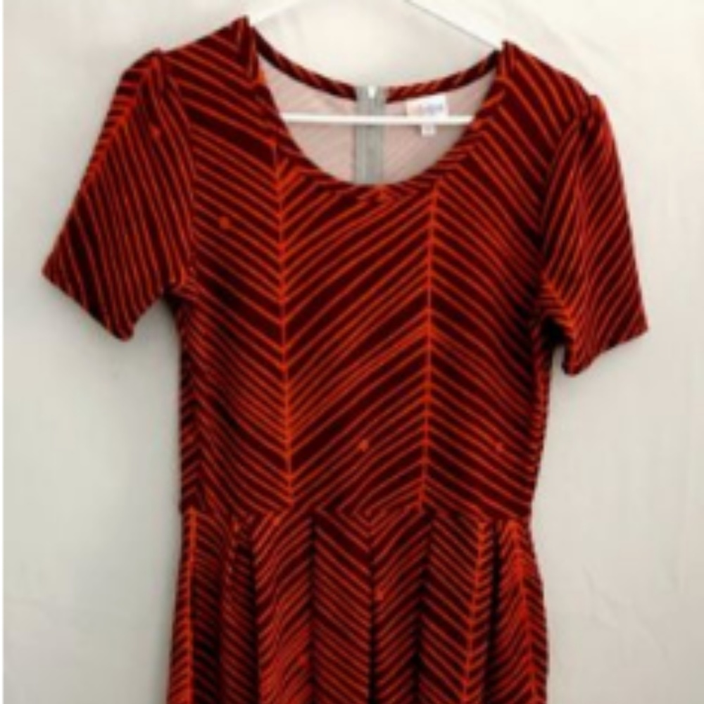 LuLaRoe Dress Nicole Simply Comfortable Dress